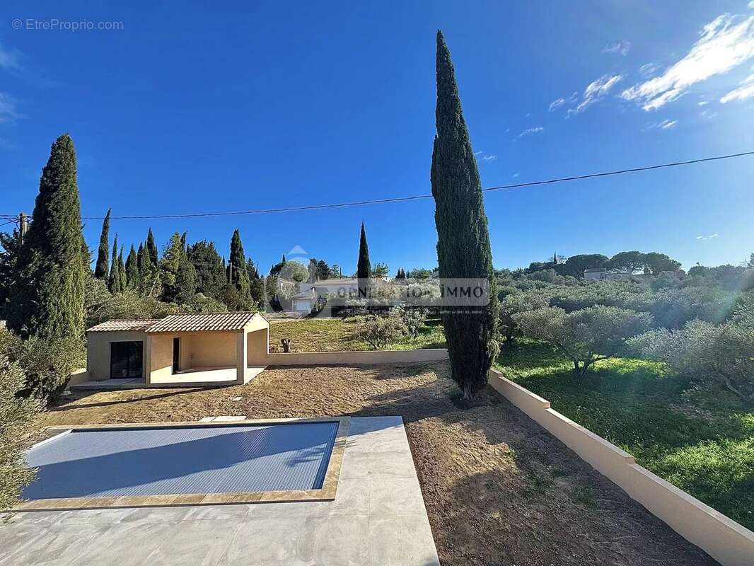 Fontvieille - Maison T6 entièrement rénovée en 2024 - photo 21