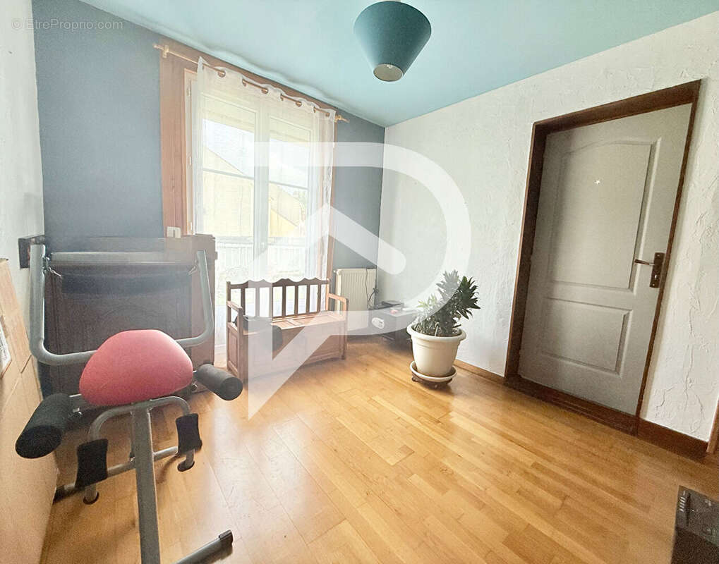 Maison à MONTATAIRE