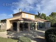 Maison à FONTVIEILLE