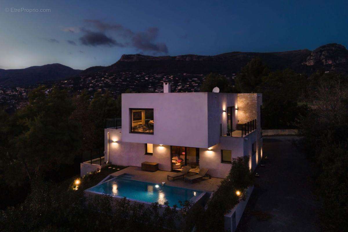 Maison à VENCE