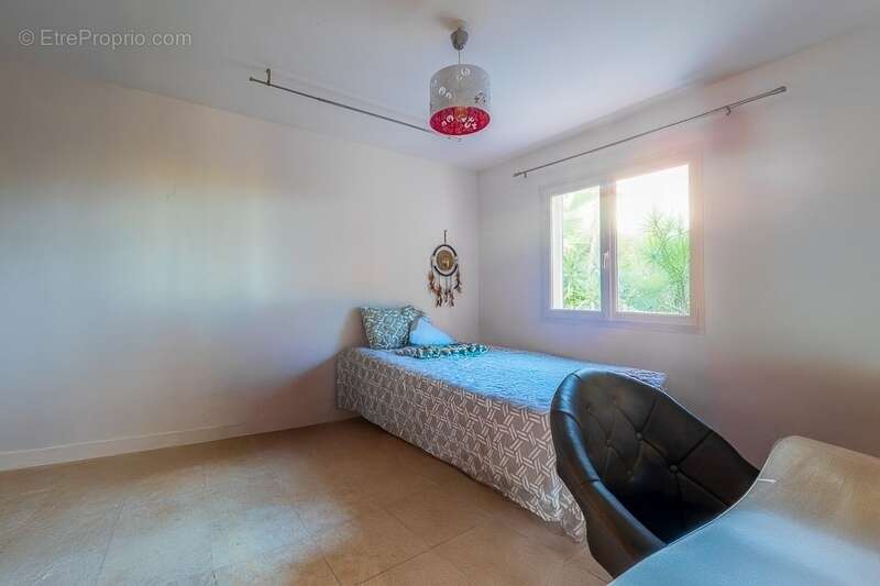  EXCLUSIVITÉ – Villa de Prestige avec Piscine et Jardin Méditerranéen sur les hauteurs de Juvignac - photo 26