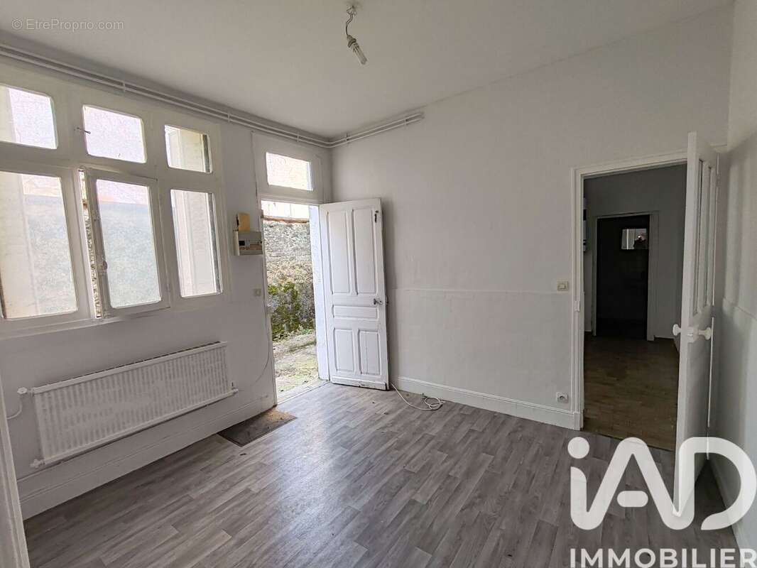 Photo 2 - Maison à REIMS