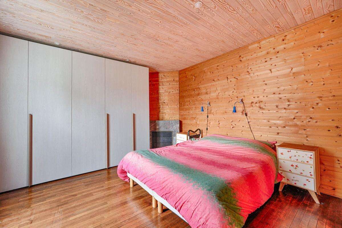 Maison à SAVIGNY-SUR-ORGE