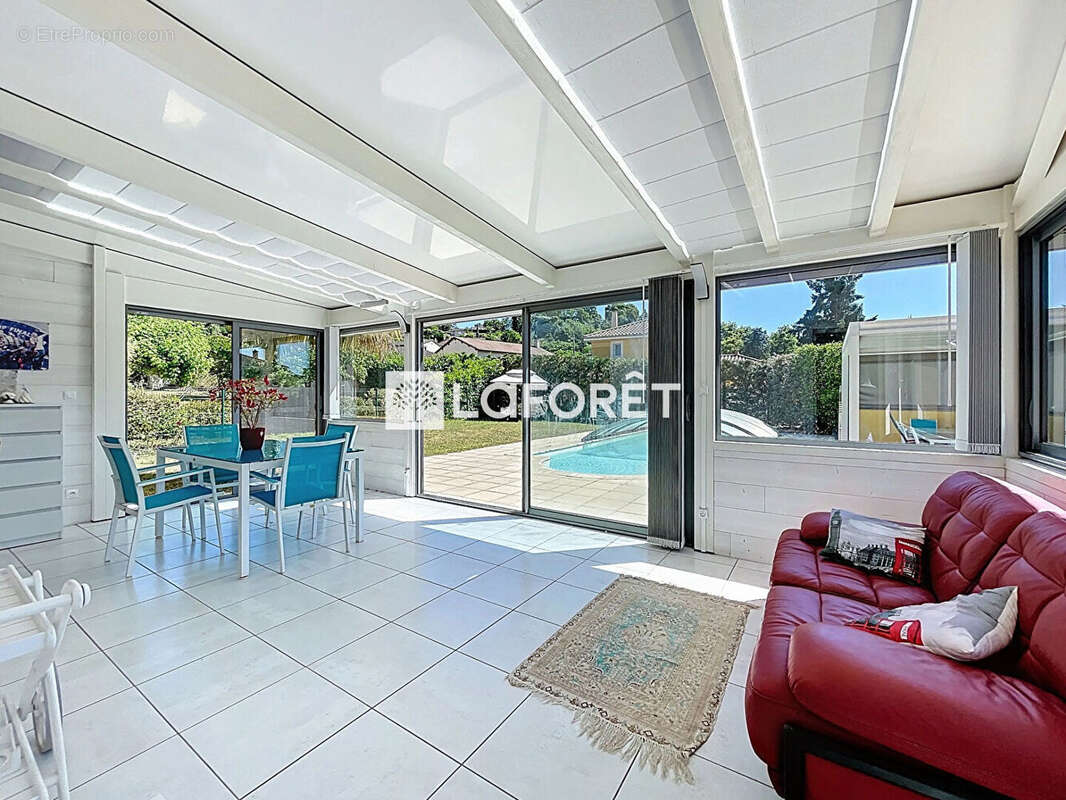 Maison à MONTMERLE-SUR-SAONE