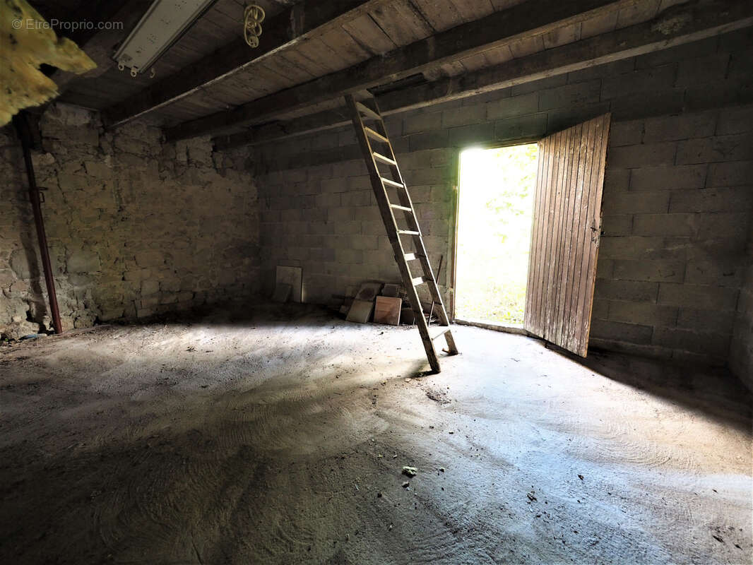 Maison à SAINT-BARTHELEMY-D'AGENAIS