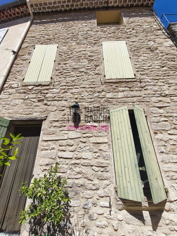 Maison à CAROMB