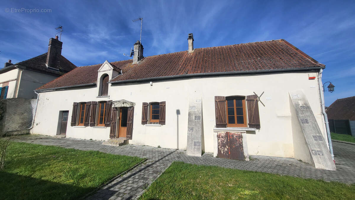 Maison à PERCENEIGE