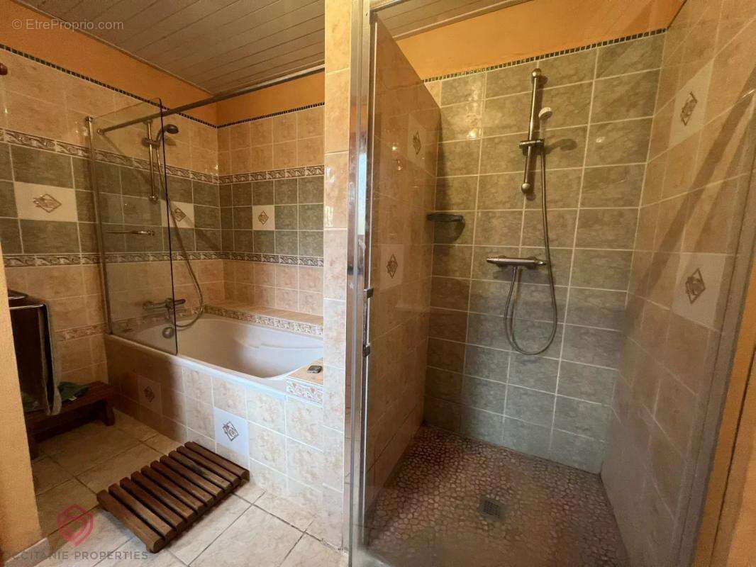 Maison à SOUEIX-ROGALLE