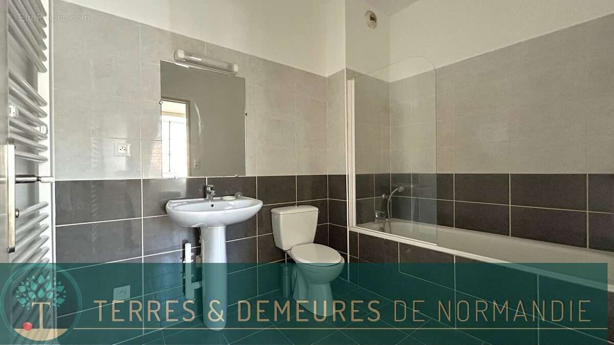 Appartement en Duplex de 63,18 m² situé au coeur du centre-ville de Dieppe, proche de la plage et du port, en Normandie - photo 8