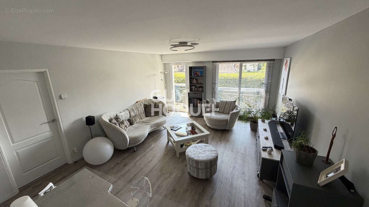 Appartement à COMPIEGNE
