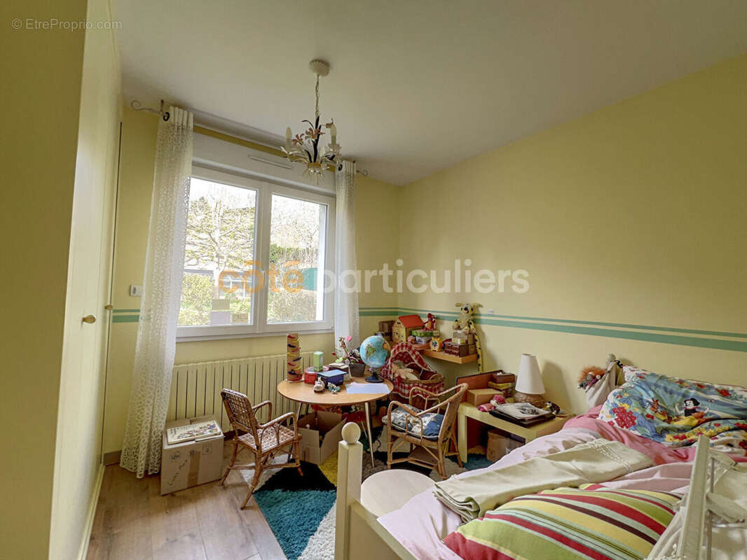 Maison à THORIGNY-SUR-MARNE