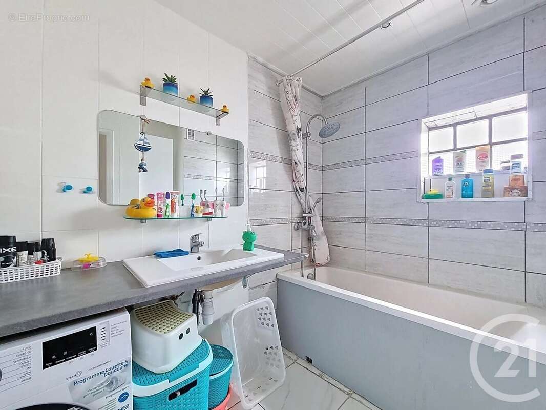 Appartement à COLOMBES