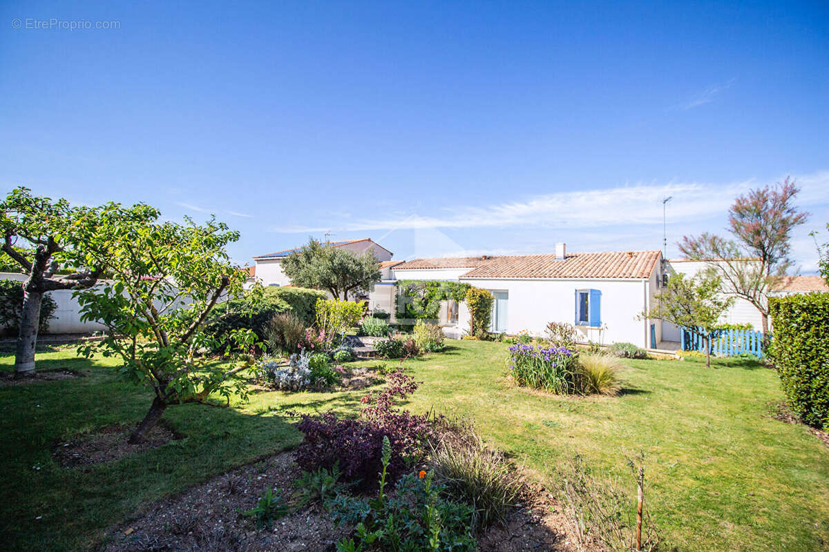Maison à NIEUL-SUR-MER