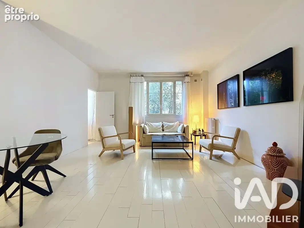 Photo 1 - Appartement à LA GARENNE-COLOMBES