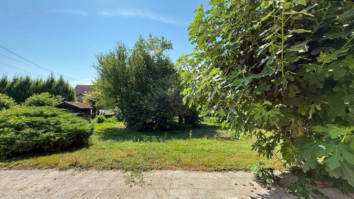 TULLINS, maison 165 m2 avec terrain - photo 2