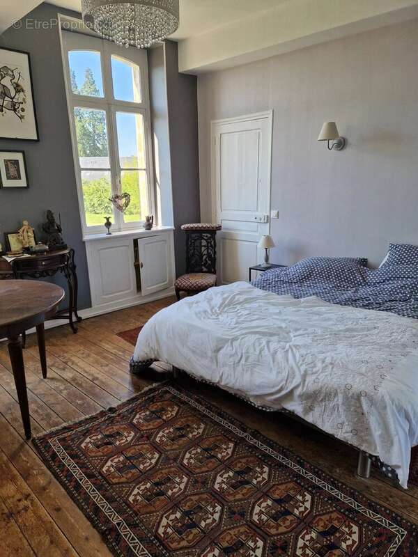 Maison à CHAILLEVOIS