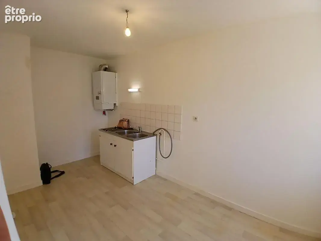 Appartement hyper-centre Mayenne T2 48.90 m2 - photo 2