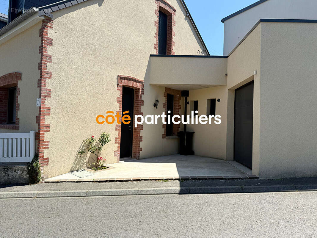 Maison à SAINT-PAIR-SUR-MER