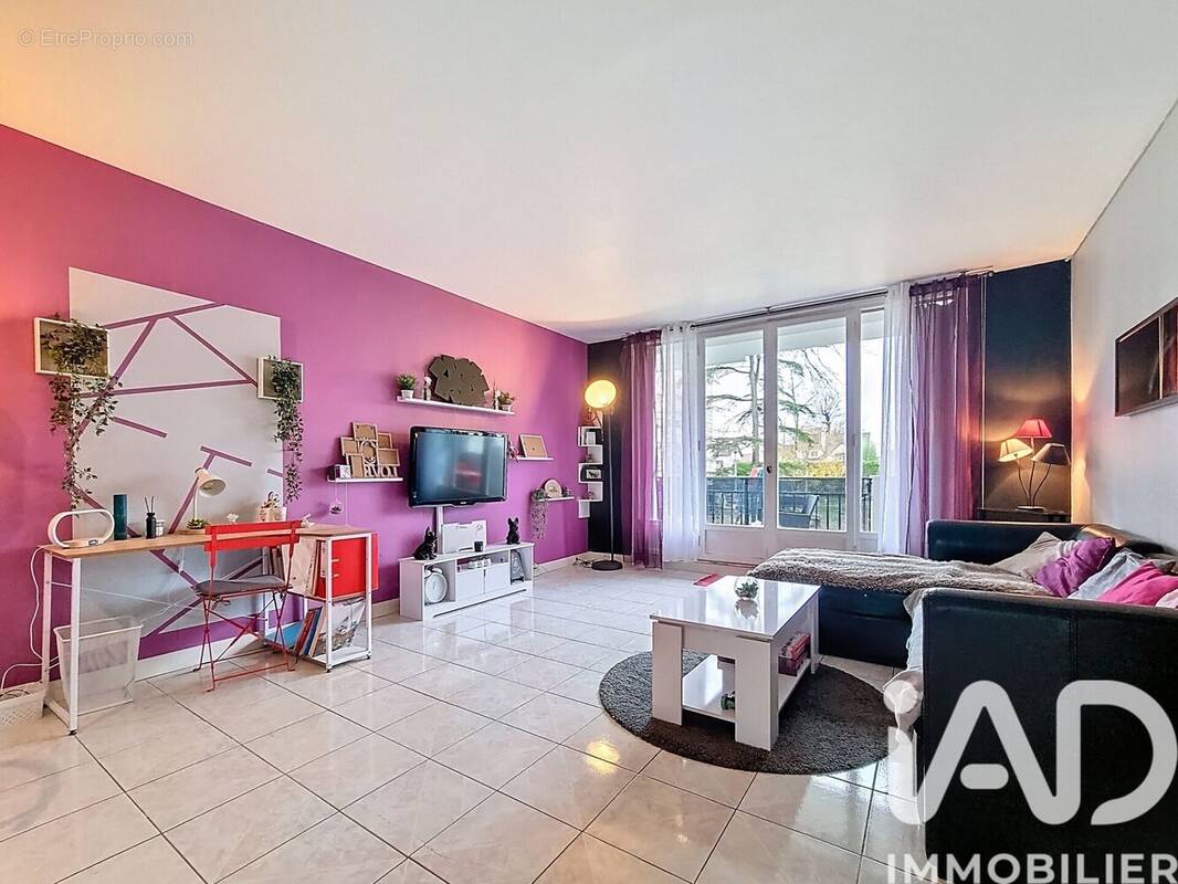 Photo 1 - Appartement à LE PLESSIS-TREVISE