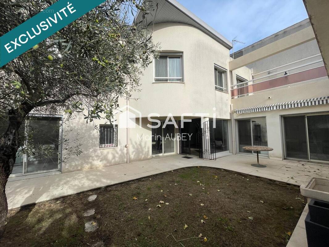 Photo 1 - Maison à NIMES