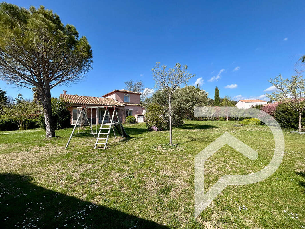 Maison à VILLEVEYRAC