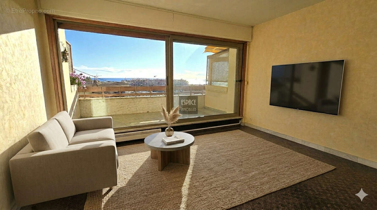 Appartement à ROQUEBRUNE-CAP-MARTIN