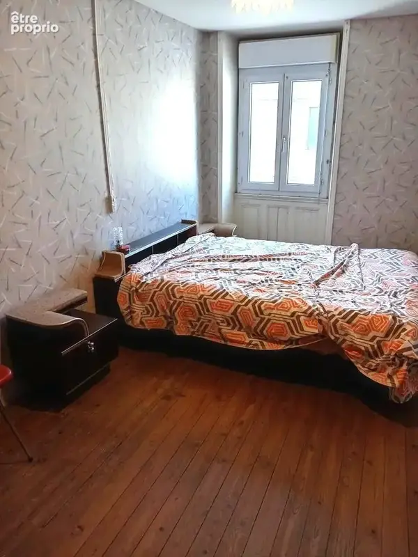 Maison 118 m² à La Chapelle-Glain  - photo 4