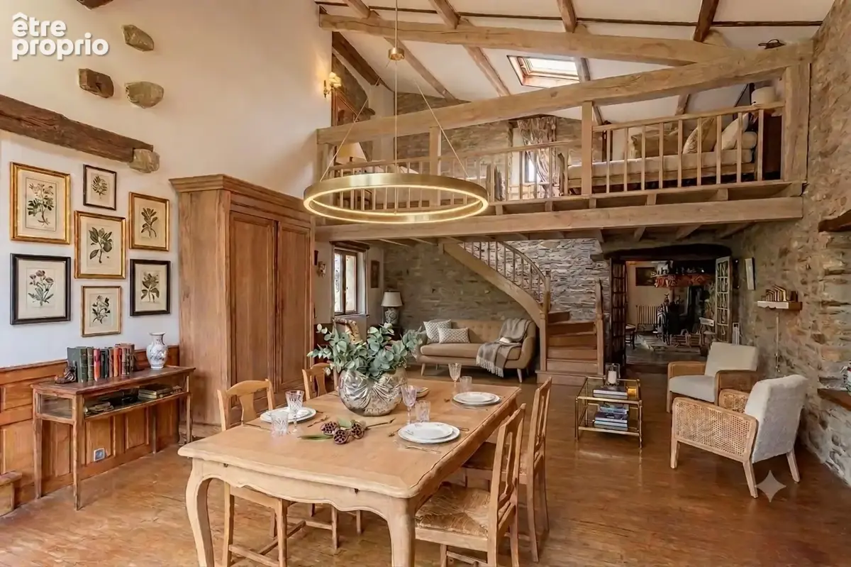 Maison 9 pièces 227 m² à vendre à Sauveterre-De-Rouergue (12800) - photo 3