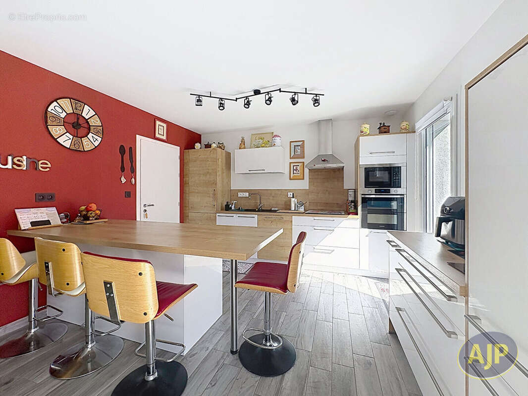 Maison à SALLERTAINE