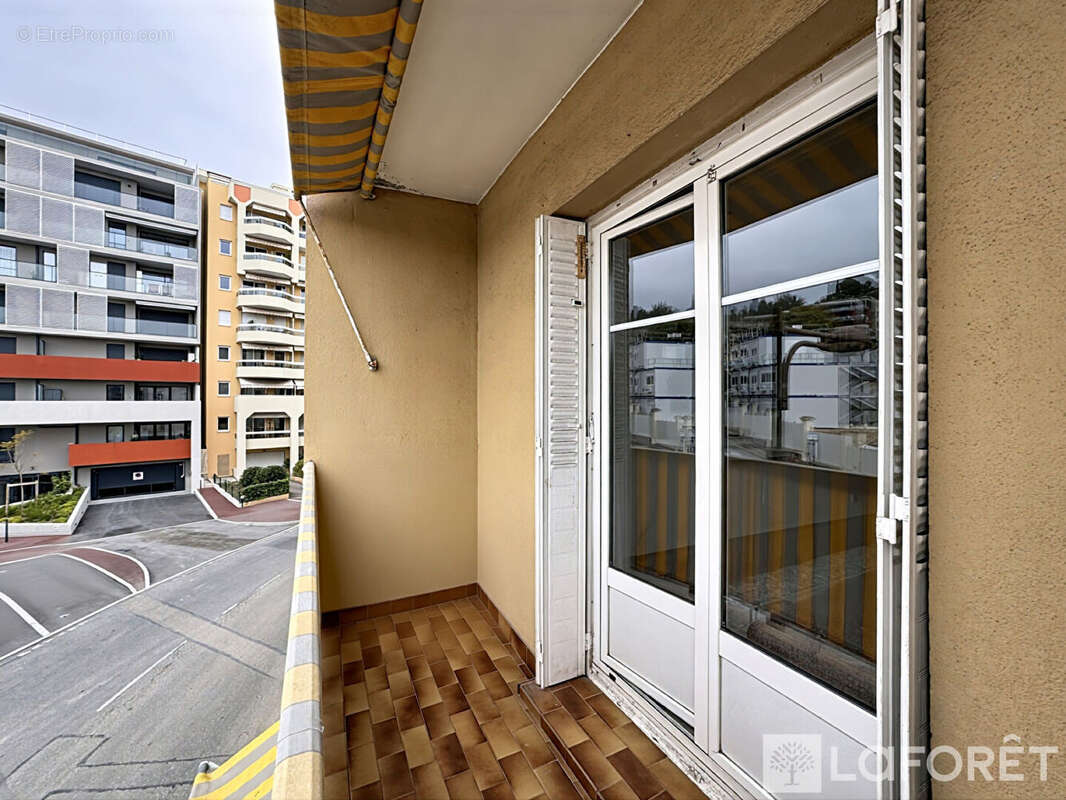 Appartement à ROQUEBRUNE-CAP-MARTIN