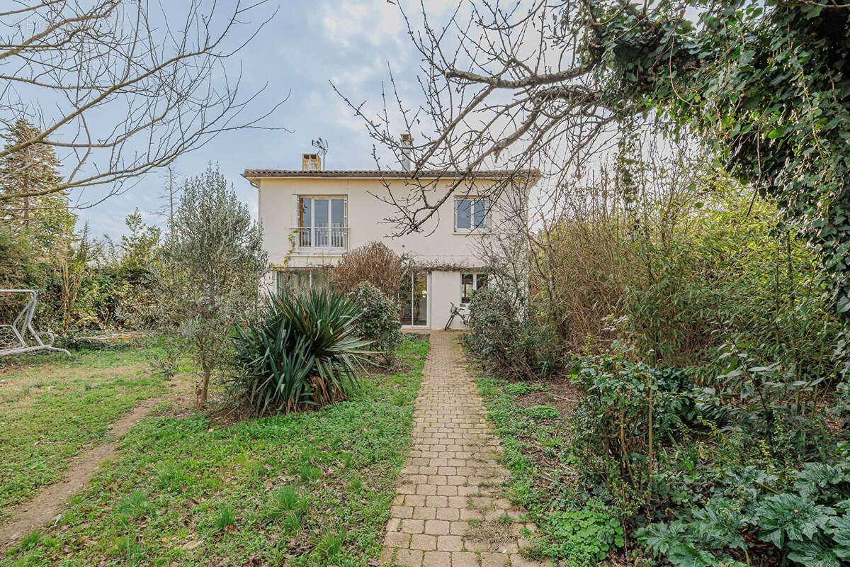 Maison à VILLENEUVE-TOLOSANE