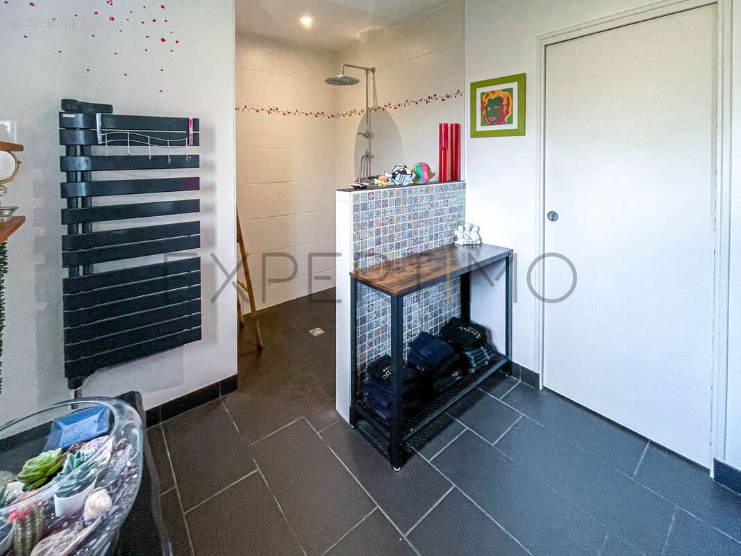 Maison à SAINT-LYPHARD