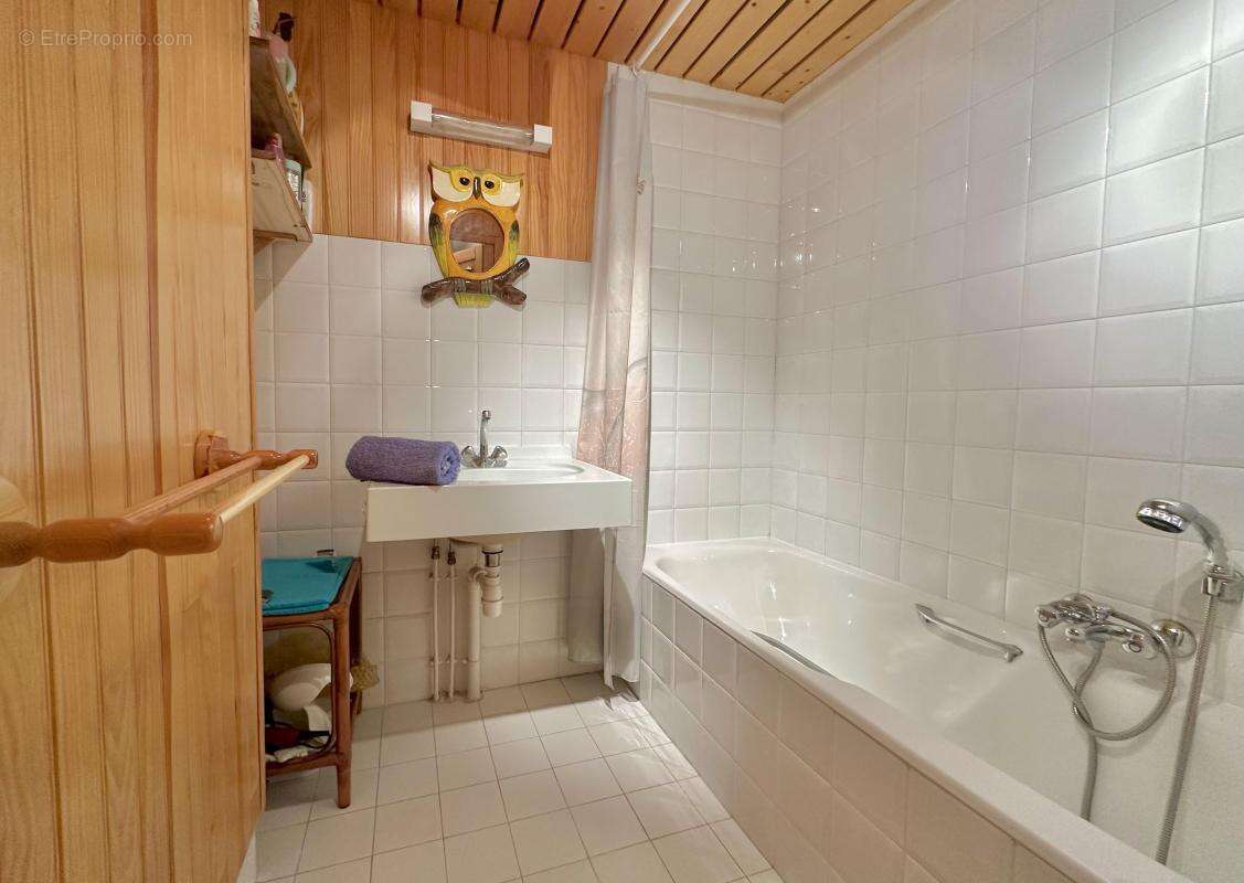 Appartement à SAINT-ETIENNE-DE-TINEE