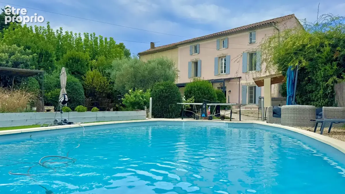 Maison à SAINT-SATURNIN-LES-AVIGNON