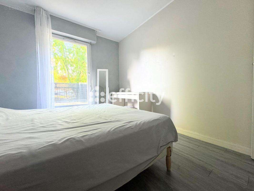 Appartement à TORCY