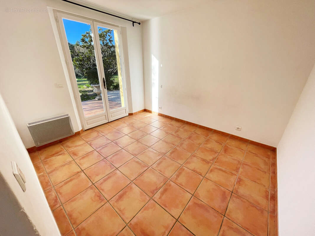 Maison à PLAN-DE-LA-TOUR