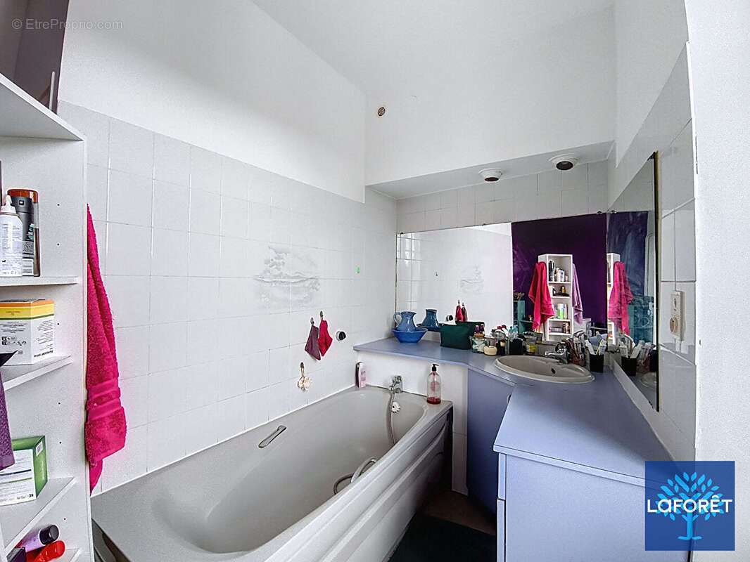 Maison à ESPALY-SAINT-MARCEL