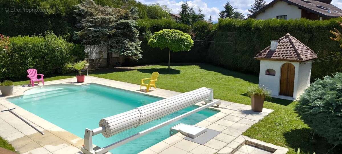 Maison à VETRAZ-MONTHOUX