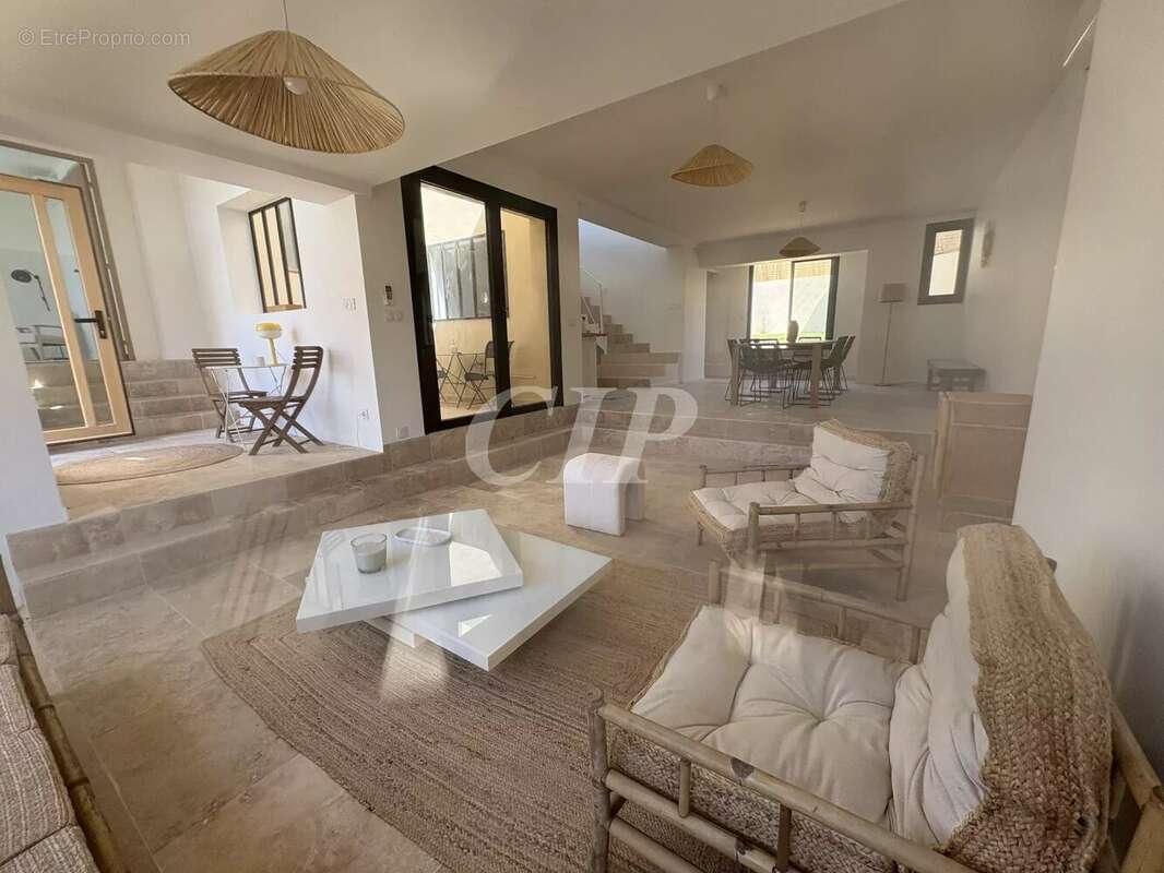 Maison à AIX-EN-PROVENCE