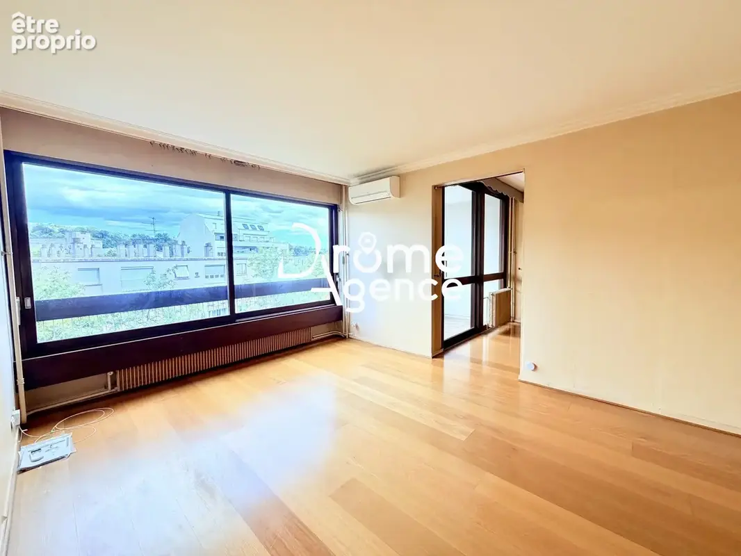 Appartement 4 pièces 93 m² à vendre à Valence (26000) - photo 2