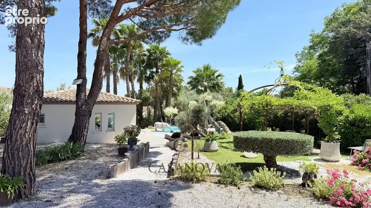 Villa revisitée, art de vivre à la campagne, dépendance, piscine chauffée, sur 2300 m² de terrain constructibles - photo 24