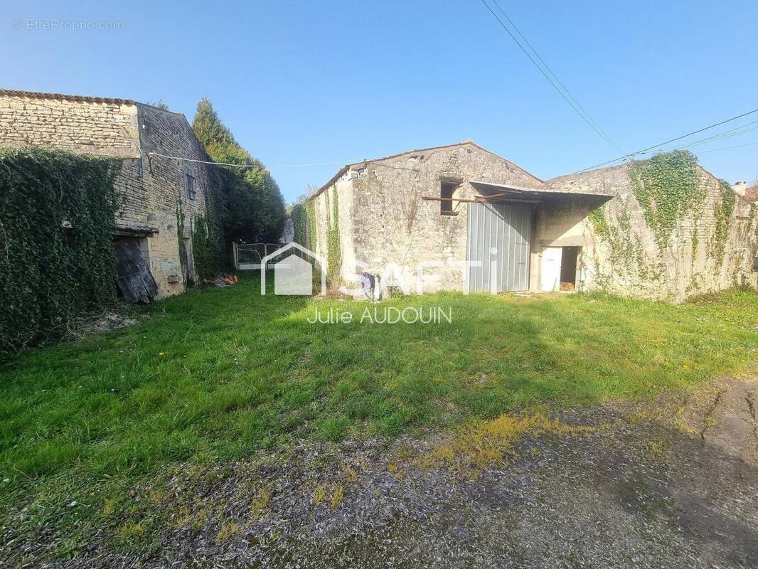 Photo 1 - Maison à AUMAGNE