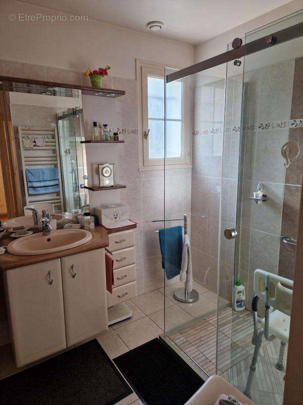 Maison à SAINT-OUEN-DES-TOITS