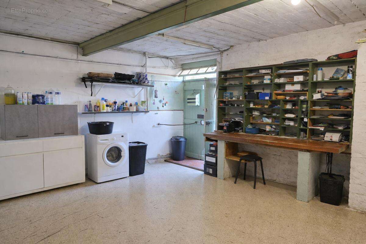 Maison à LE MUY
