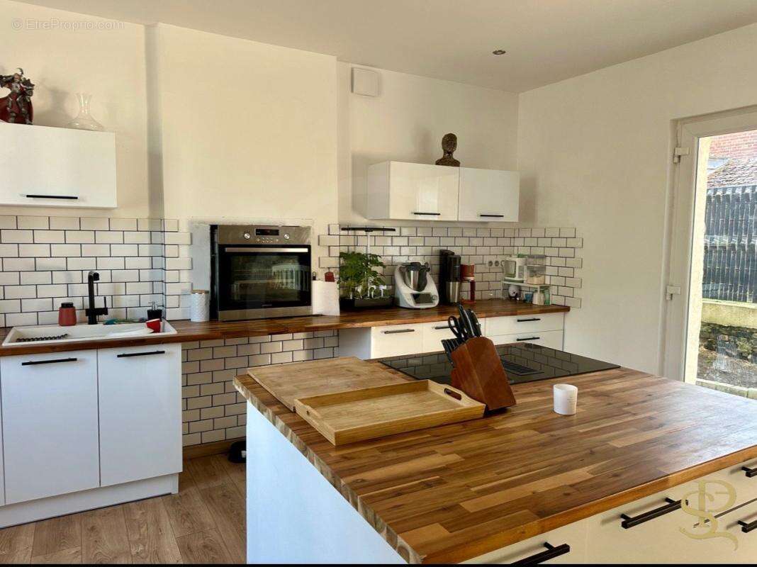 Maison à HARGICOURT