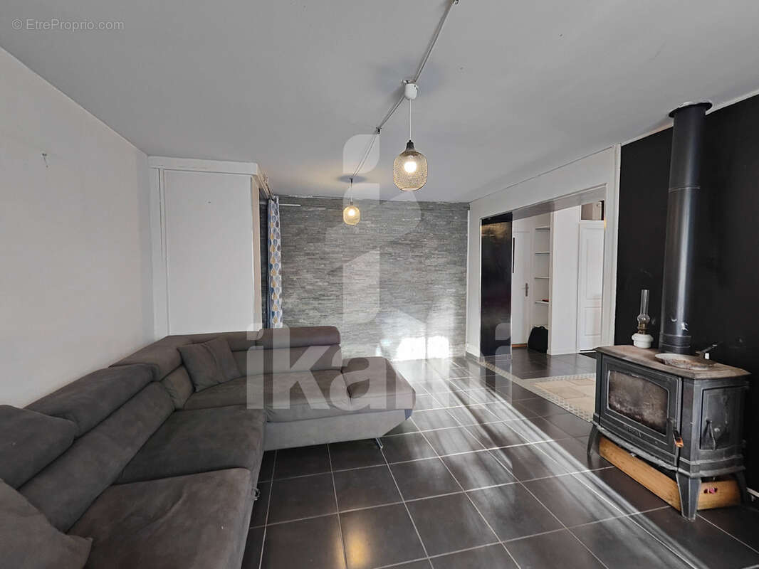 Maison à SAINT-ALBAN-D&#039;AY