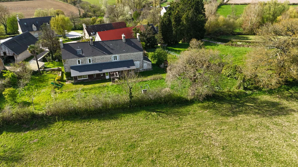 Maison à CRASVILLE