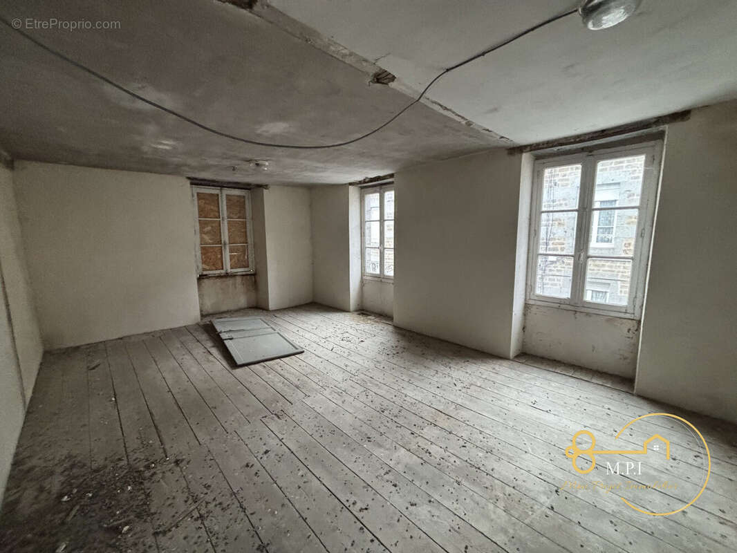 Appartement à LA FERTE-MACE