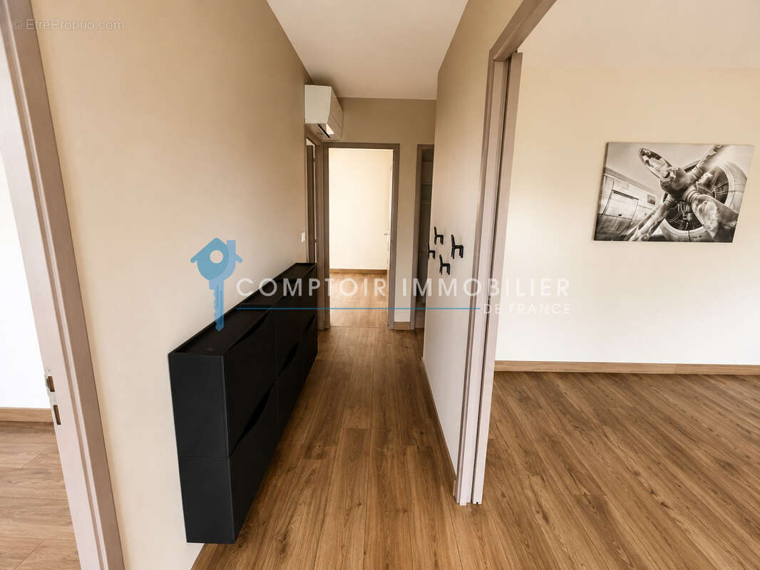 Clermont l'Hérault - Jolie maison T4 avec garage et jardin - photo 10