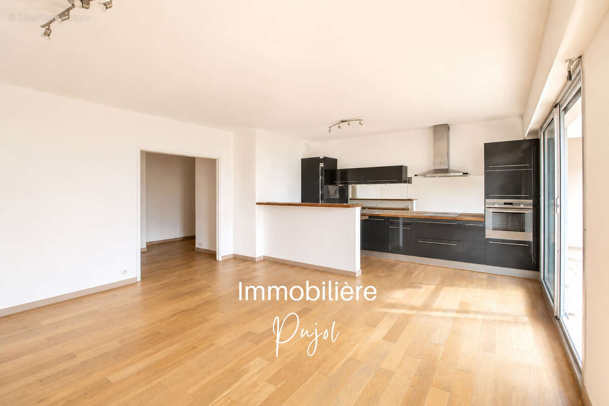 Appartement à MARSEILLE-6E